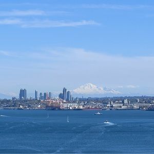 Meet your Posher, Juan